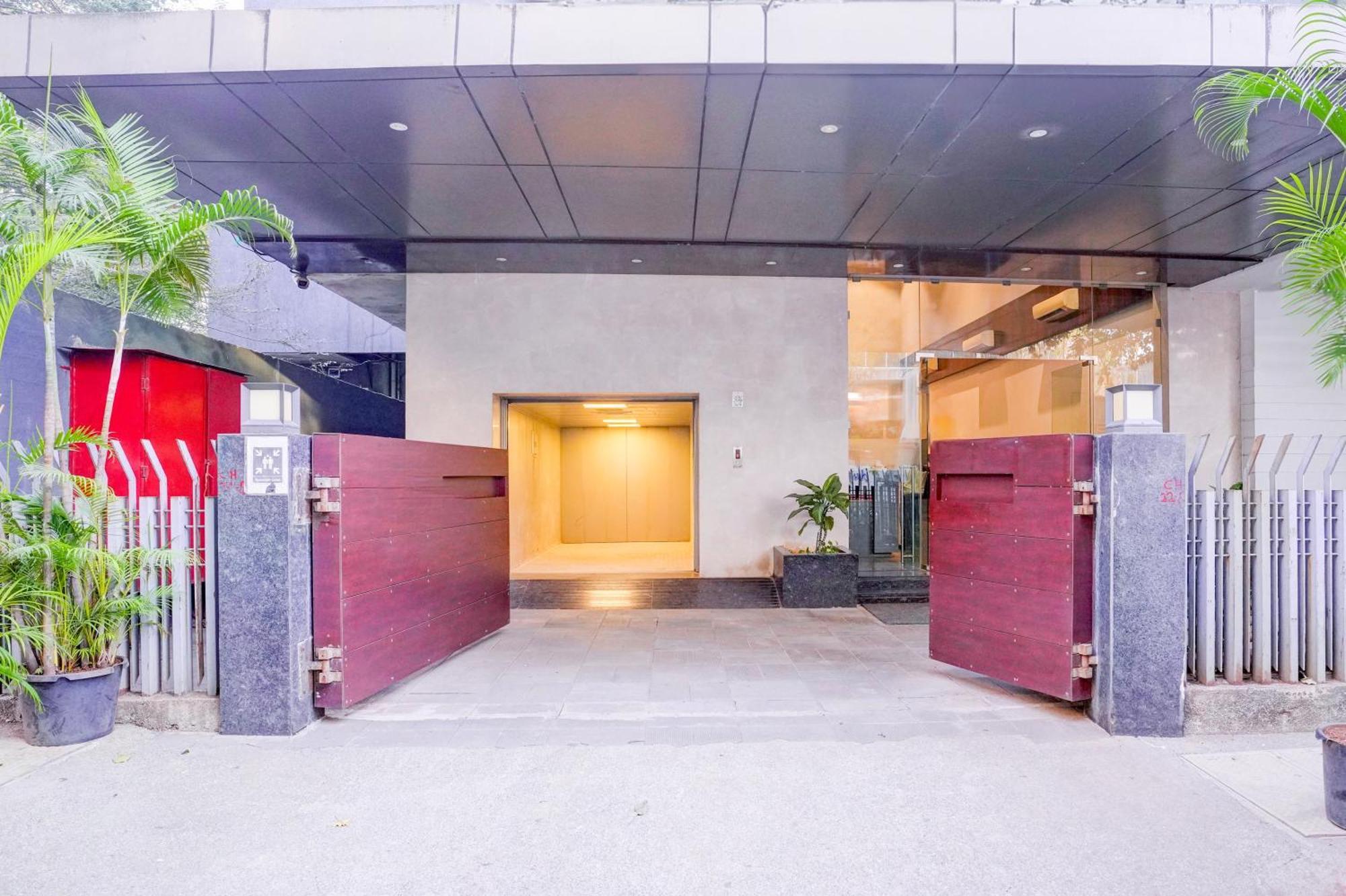 Hotel Le Western Andheri East Mumbai Exterior foto