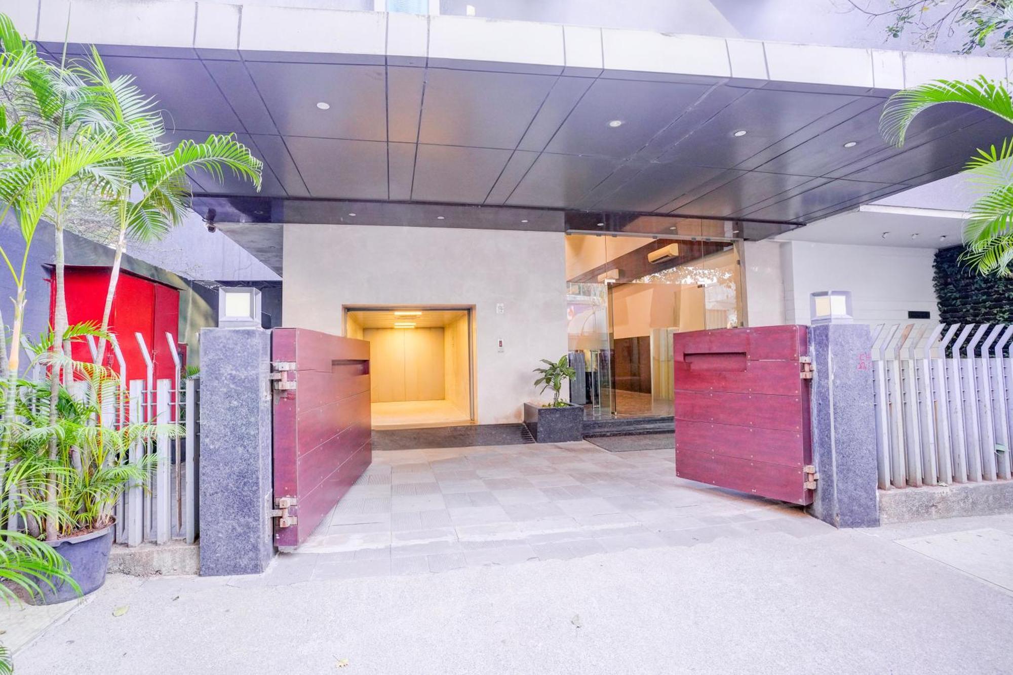 Hotel Le Western Andheri East Mumbai Exterior foto