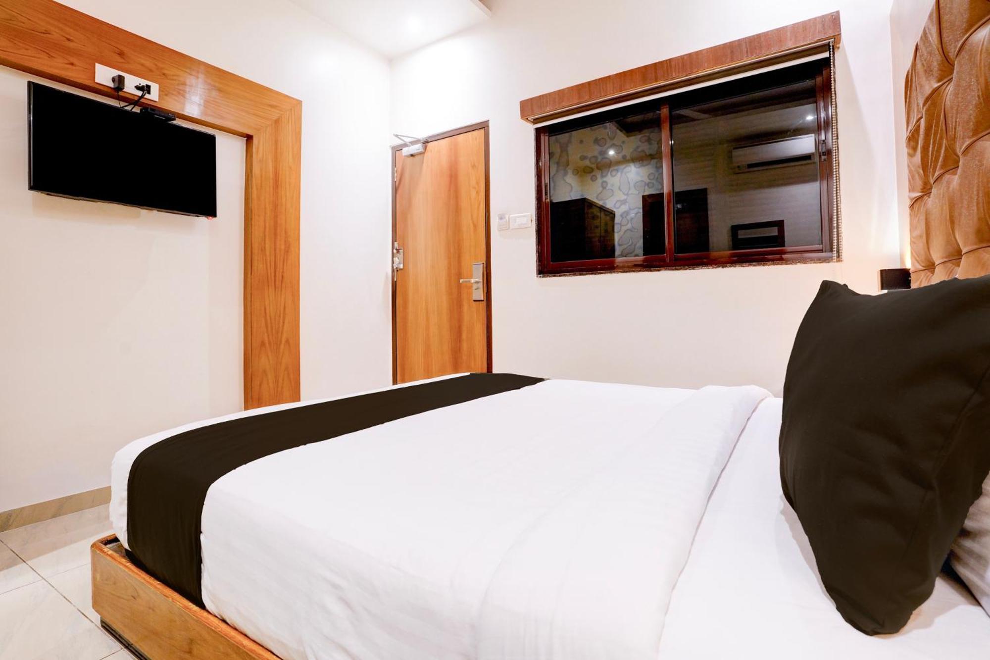 Hotel Le Western Andheri East Mumbai Exterior foto