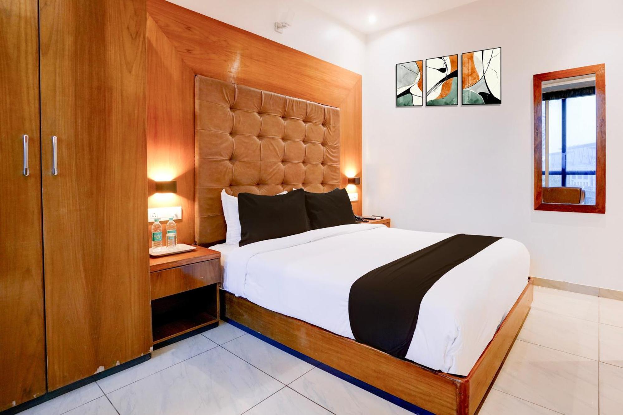 Hotel Le Western Andheri East Mumbai Exterior foto