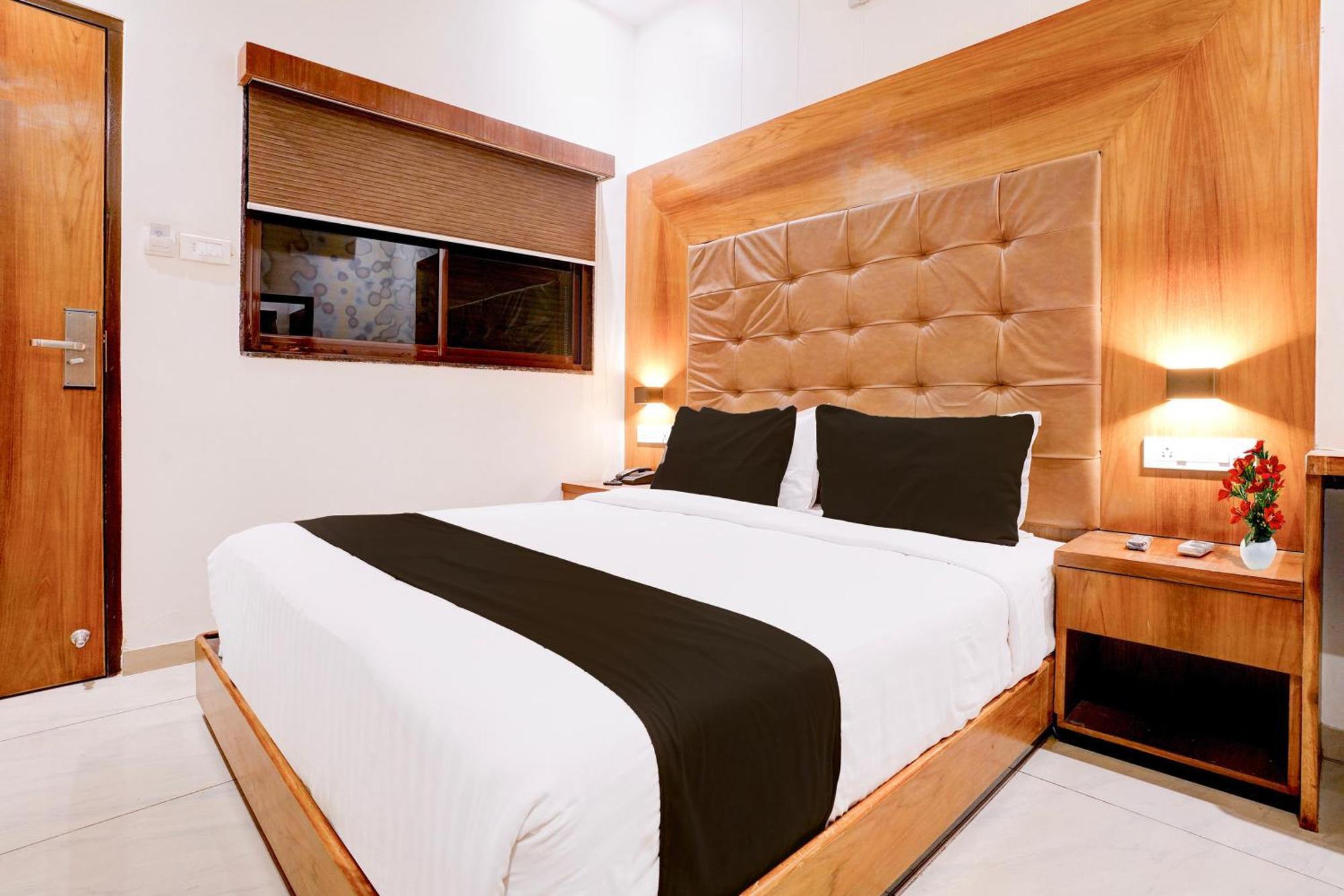 Hotel Le Western Andheri East Mumbai Exterior foto